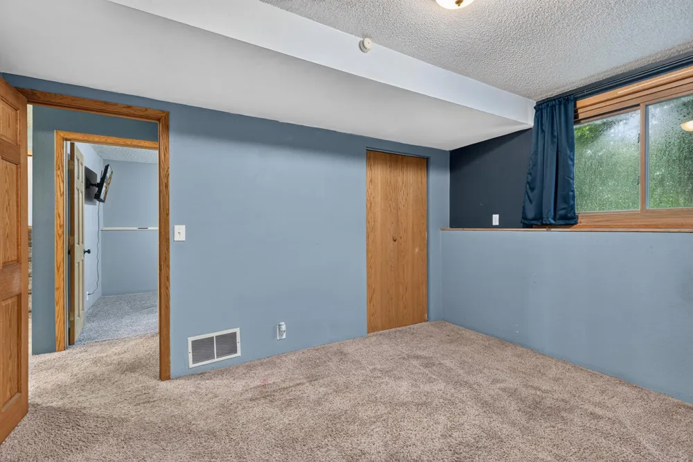 16046 Woodrow Road Brainerd, MN 56401
