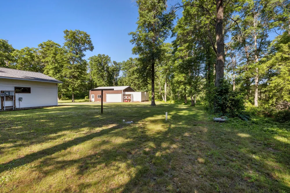 16046 Woodrow Road Brainerd, MN 56401
