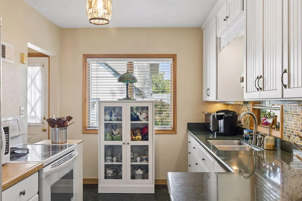 1190 Ottawa Avenue West Saint Paul, MN 55118