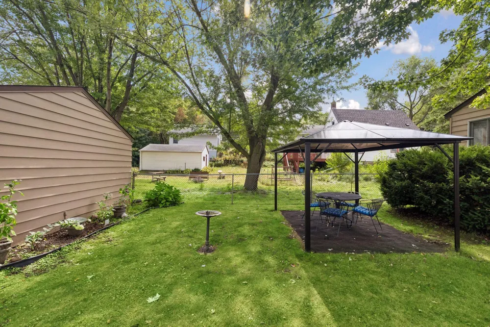 1190 Ottawa Avenue West Saint Paul, MN 55118