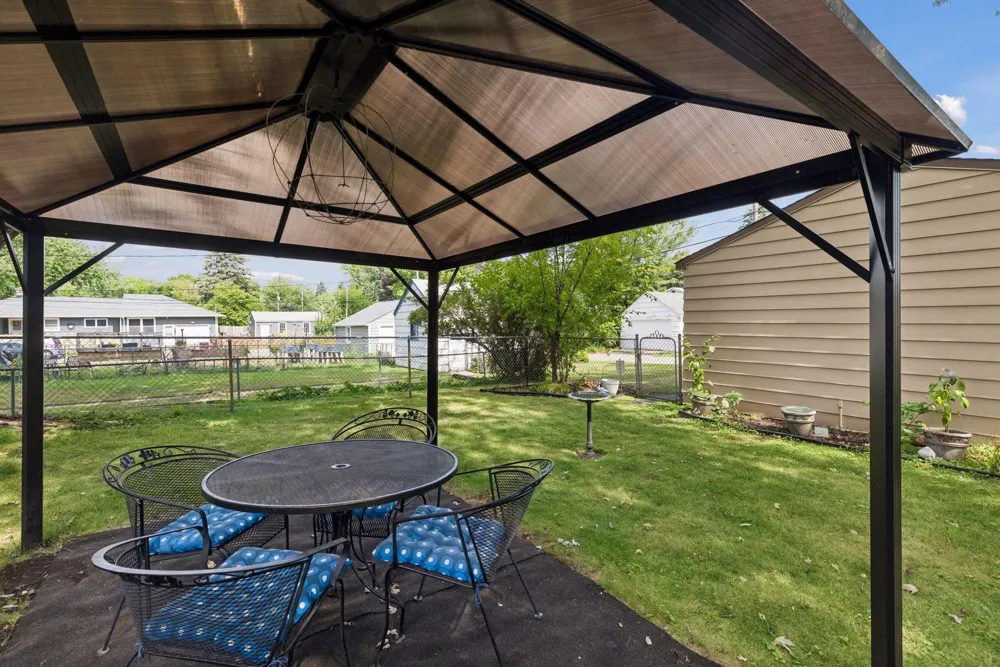 1190 Ottawa Avenue West Saint Paul, MN 55118