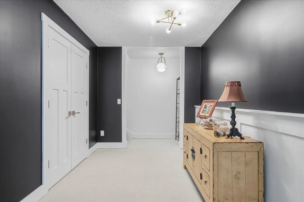 15402 Sussex Drive Minnetonka, MN 55345