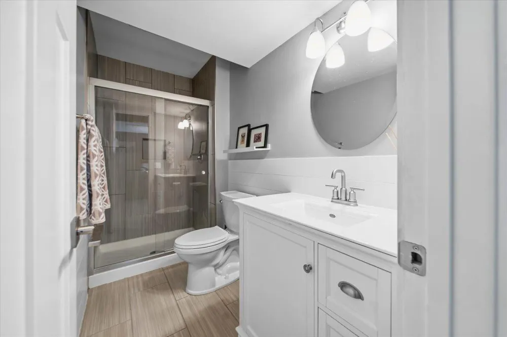 15402 Sussex Drive Minnetonka, MN 55345