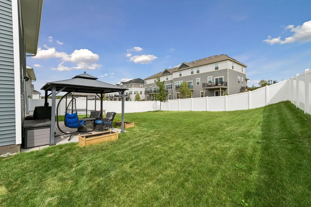 540 Waterford Place Waconia, MN 55387