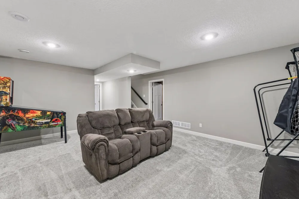 540 Waterford Place Waconia, MN 55387