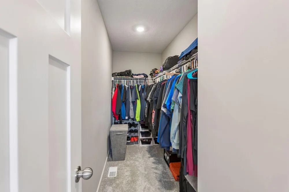540 Waterford Place Waconia, MN 55387