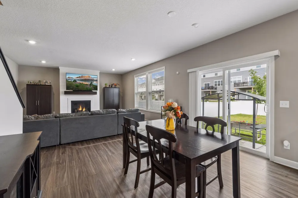 540 Waterford Place Waconia, MN 55387