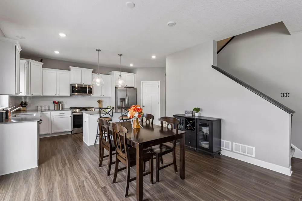 540 Waterford Place Waconia, MN 55387