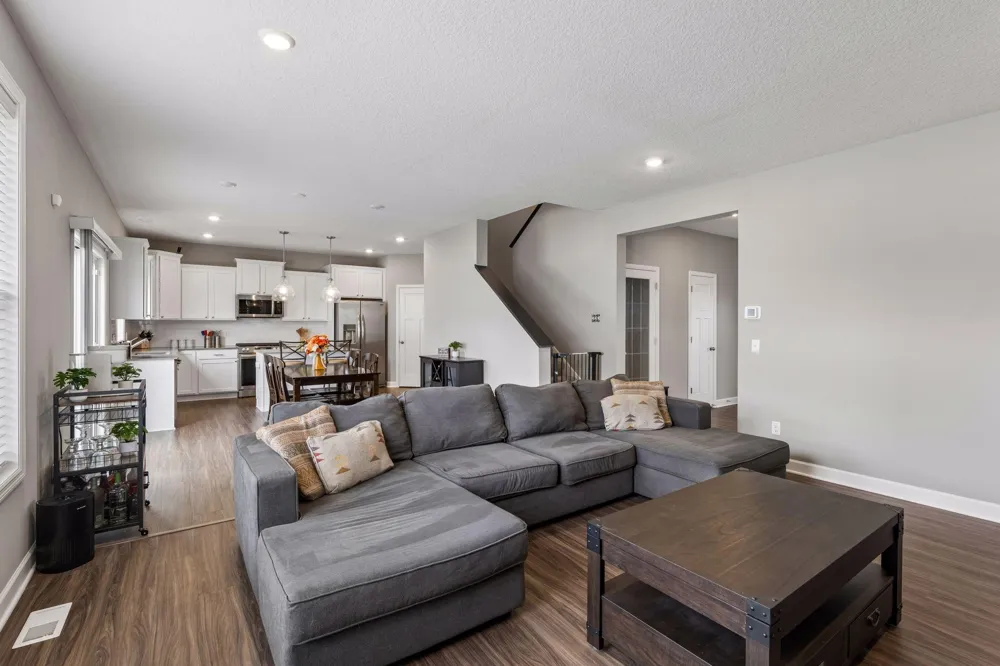 540 Waterford Place Waconia, MN 55387