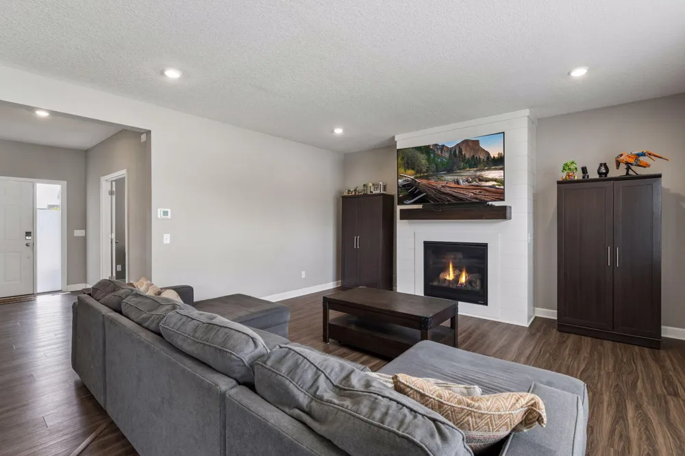 540 Waterford Place Waconia, MN 55387