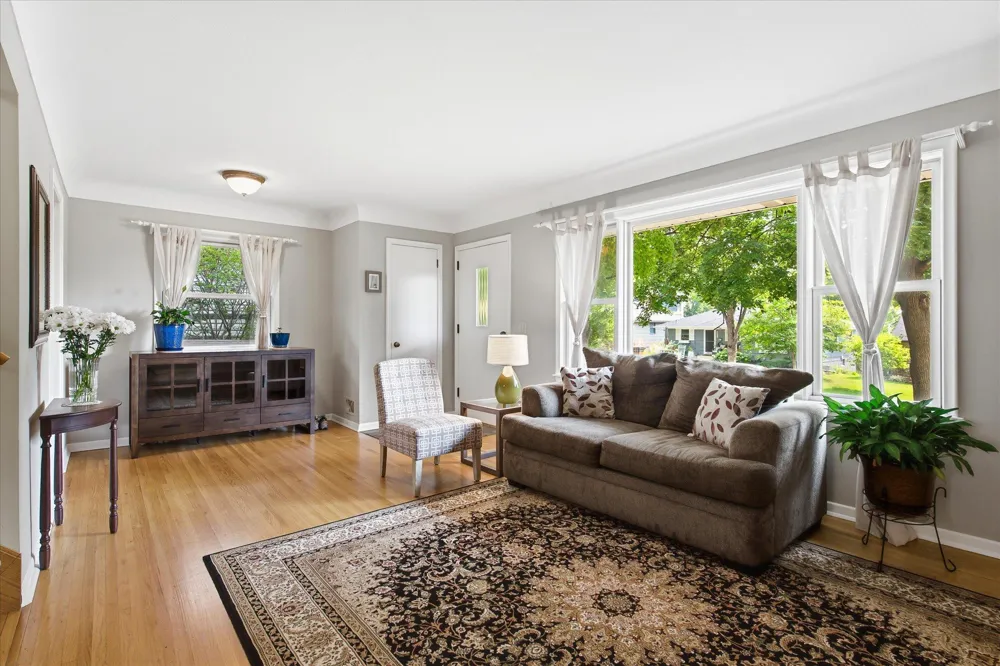 6026 James Avenue S Minneapolis, MN 55419