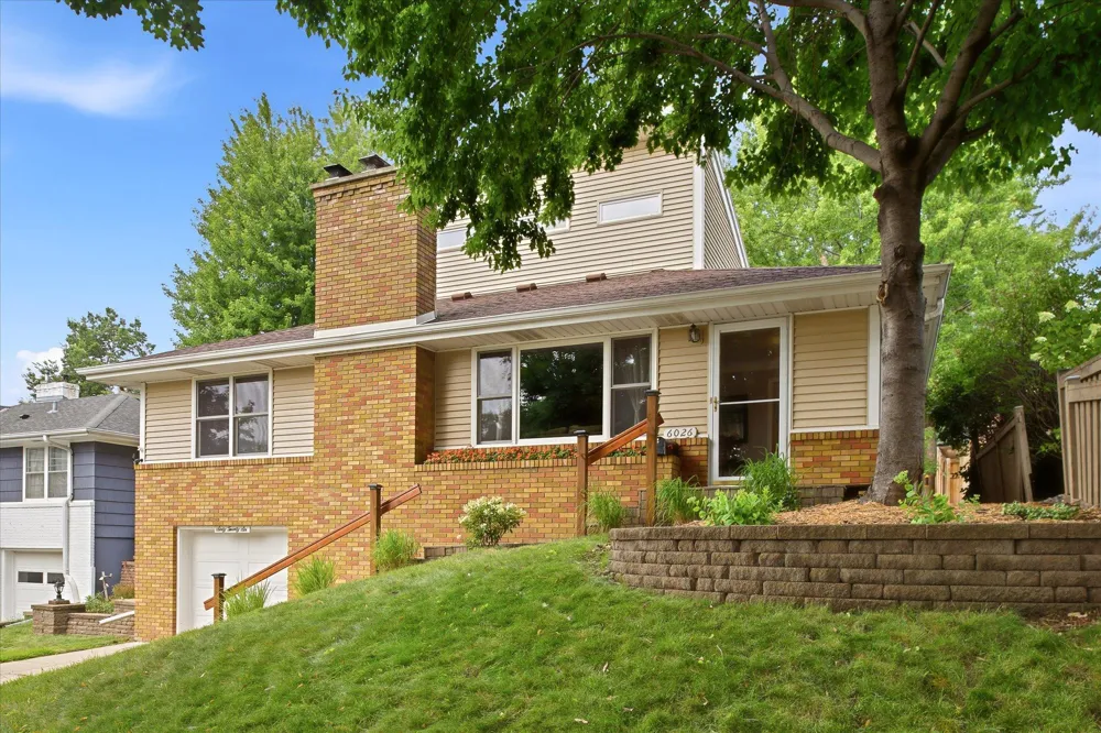 6026 James Avenue S Minneapolis, MN 55419
