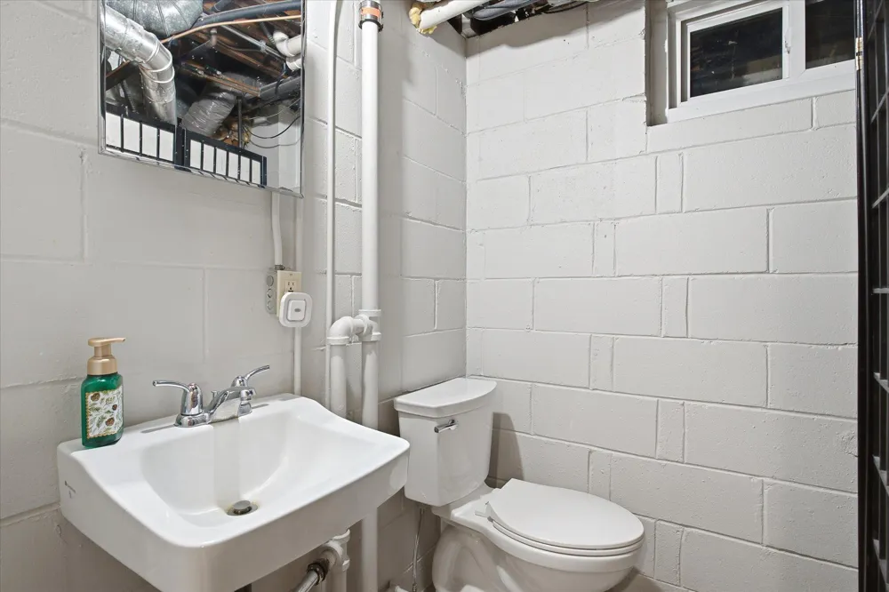 6026 James Avenue S Minneapolis, MN 55419