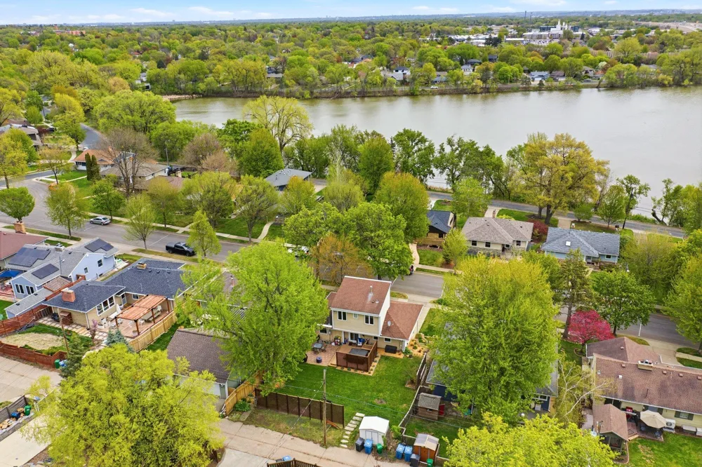 6026 James Avenue S Minneapolis, MN 55419