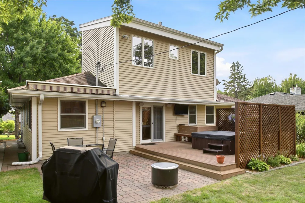 6026 James Avenue S Minneapolis, MN 55419