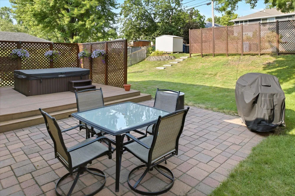 6026 James Avenue S Minneapolis, MN 55419