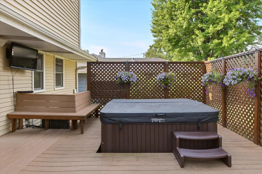 6026 James Avenue S Minneapolis, MN 55419