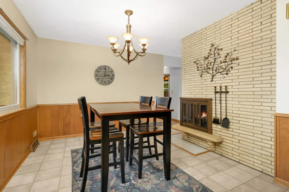 7232 Girard Avenue S Richfield, MN 55423
