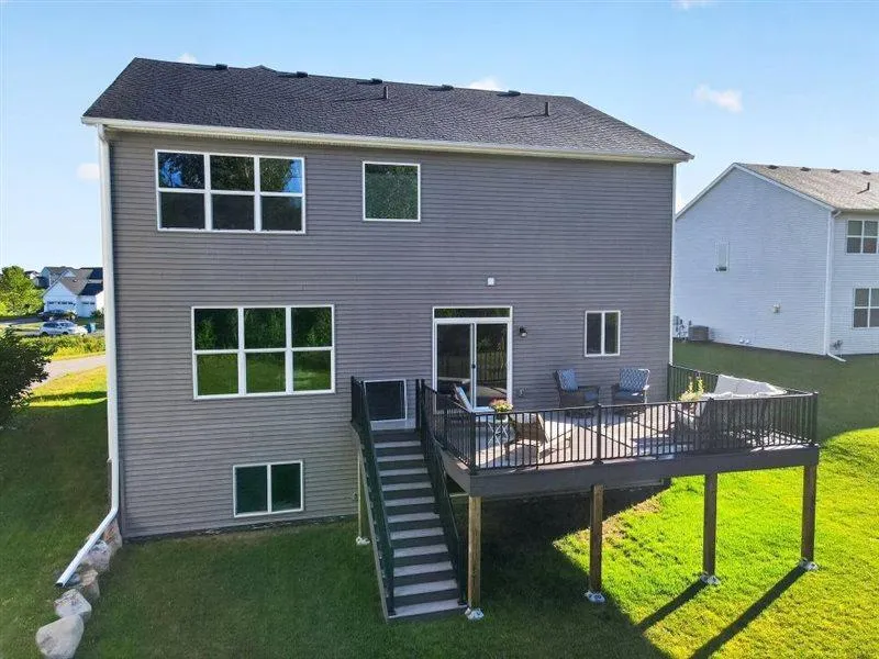 2416 Greenbriar Lane Buffalo, MN 55313