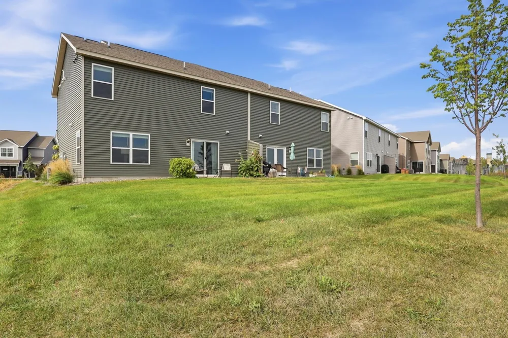 19445 136th Avenue Rogers, MN 55374
