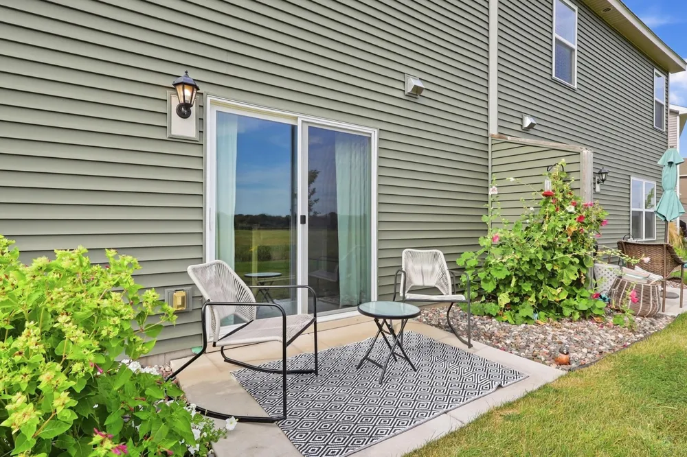 19445 136th Avenue Rogers, MN 55374