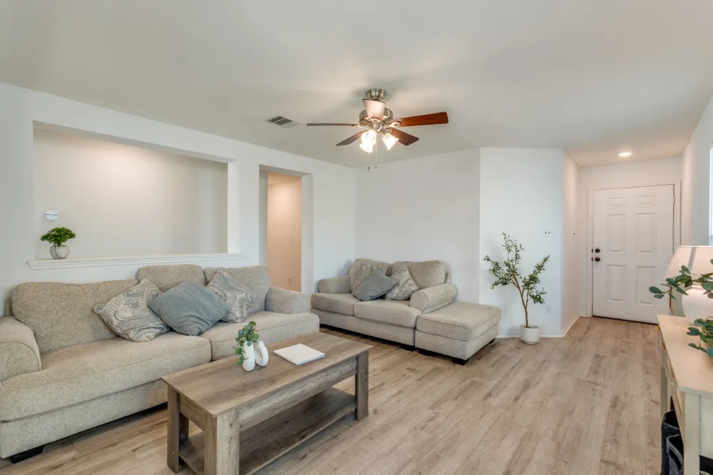 13521 Abigail Adams Street Manor, TX 78653