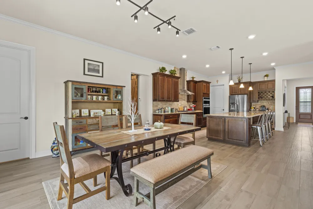 220 Iron Rail Lane Georgetown, TX 78633
