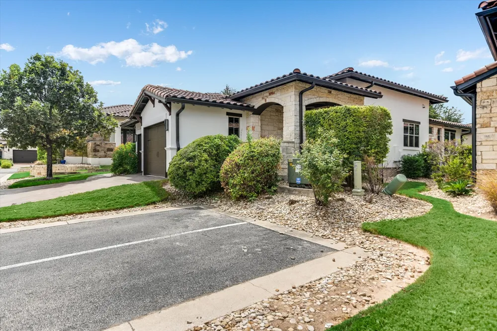 13504 Golden Wave Loop #51 Bee Cave, TX 78738