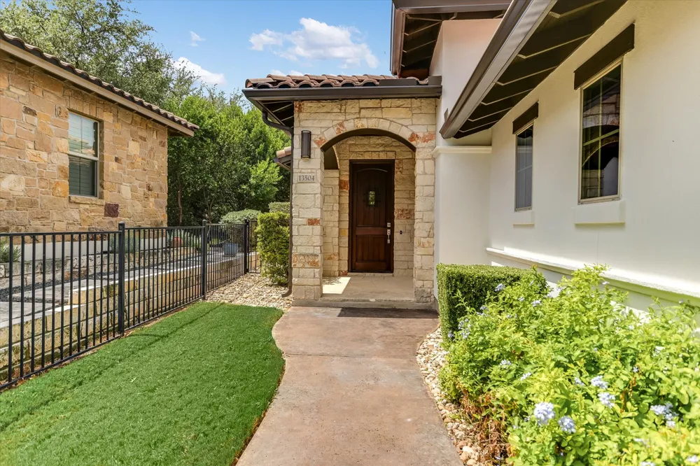 13504 Golden Wave Loop #51 Bee Cave, TX 78738