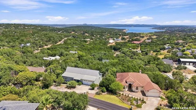 129 Riedel Ln Canyon Lake, TX 78133