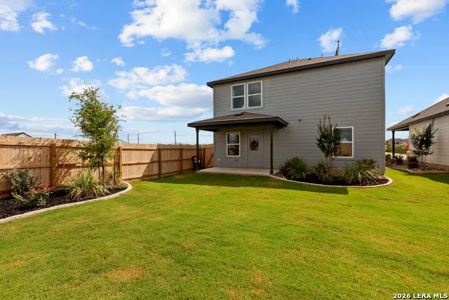 436 RAVEN ROW Marion, TX 78124