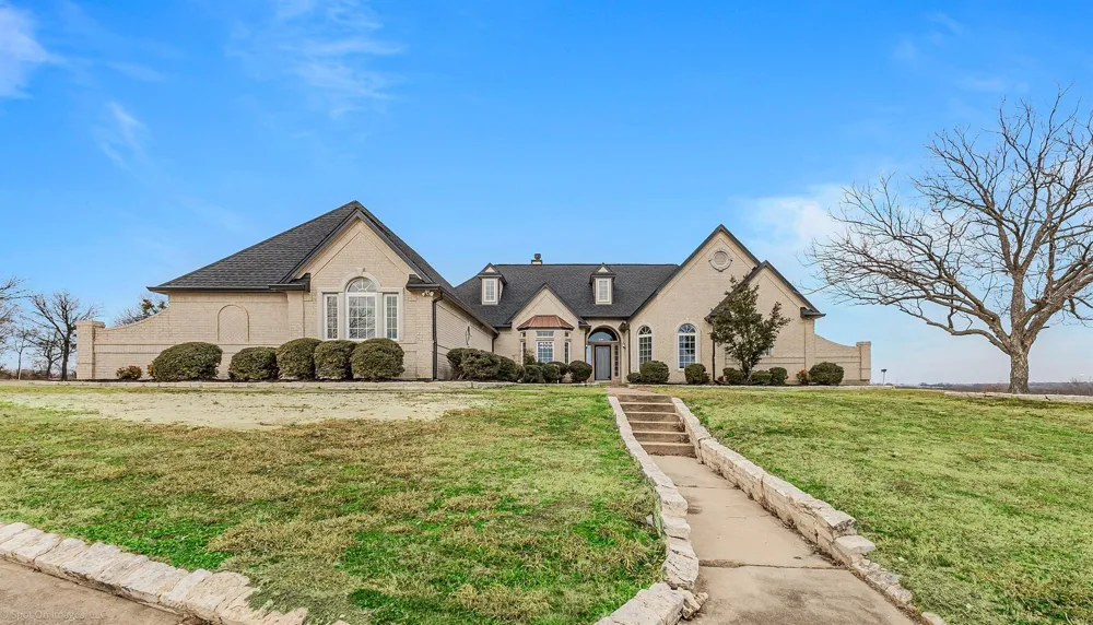 15183 Valley View Forney, TX 75126