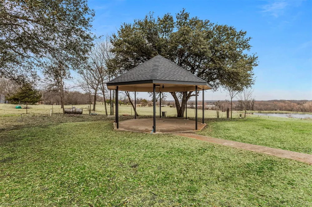 15183 Valley View Forney, TX 75126