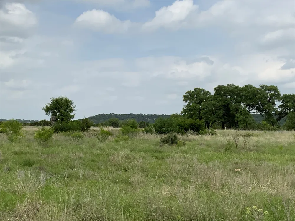 518 County Road 1403 Lometa, TX 76853