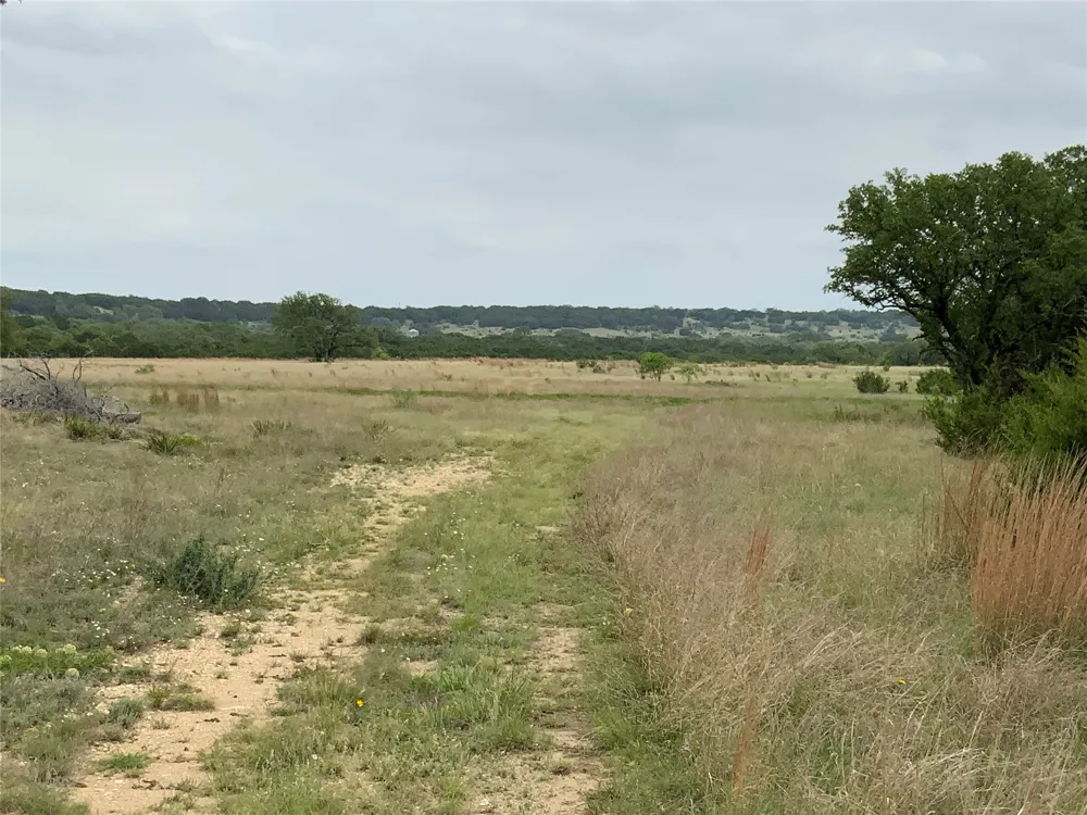 518 County Road 1403 Lometa, TX 76853