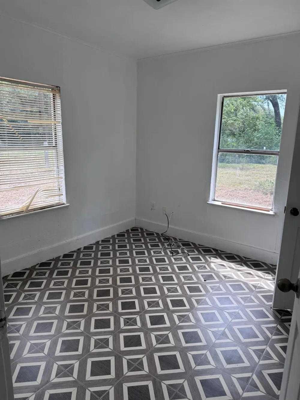 6823 Isla Road Brookside Village, TX 77581