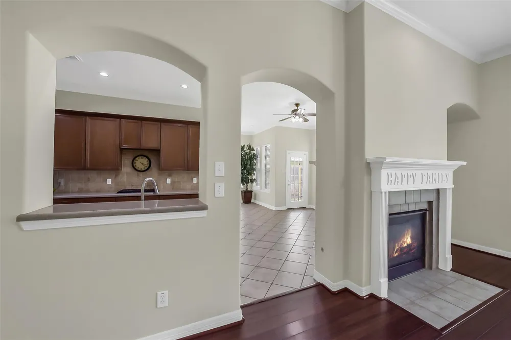 12003 Banks Run Drive Pearland, TX 77584