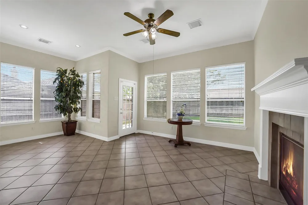 12003 Banks Run Drive Pearland, TX 77584