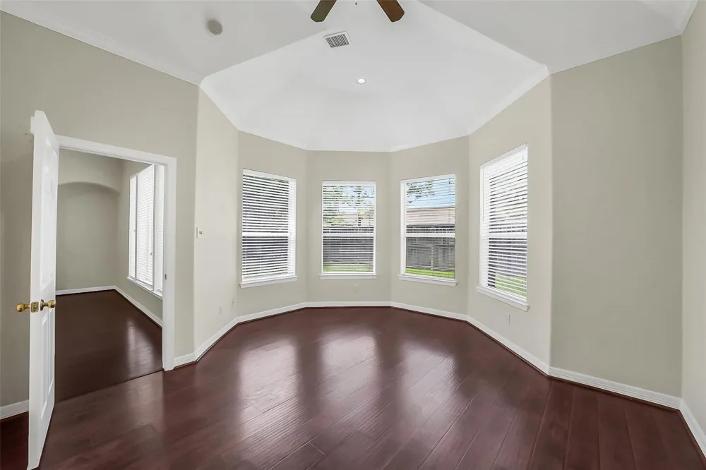 12003 Banks Run Drive Pearland, TX 77584