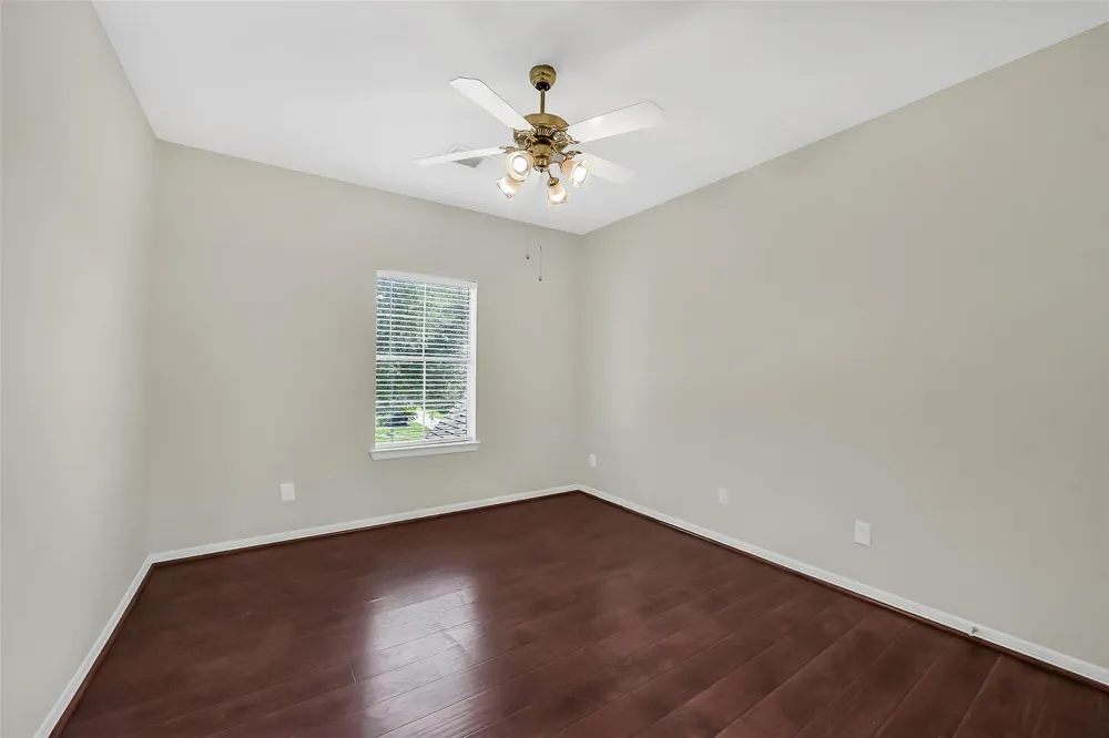 12003 Banks Run Drive Pearland, TX 77584