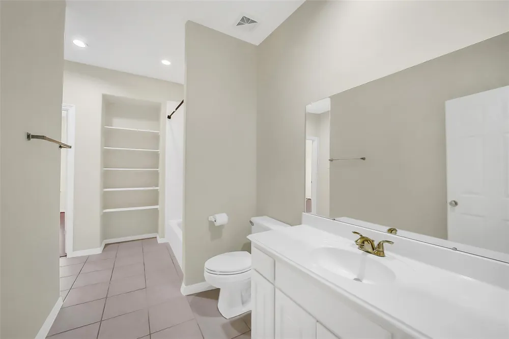 12003 Banks Run Drive Pearland, TX 77584