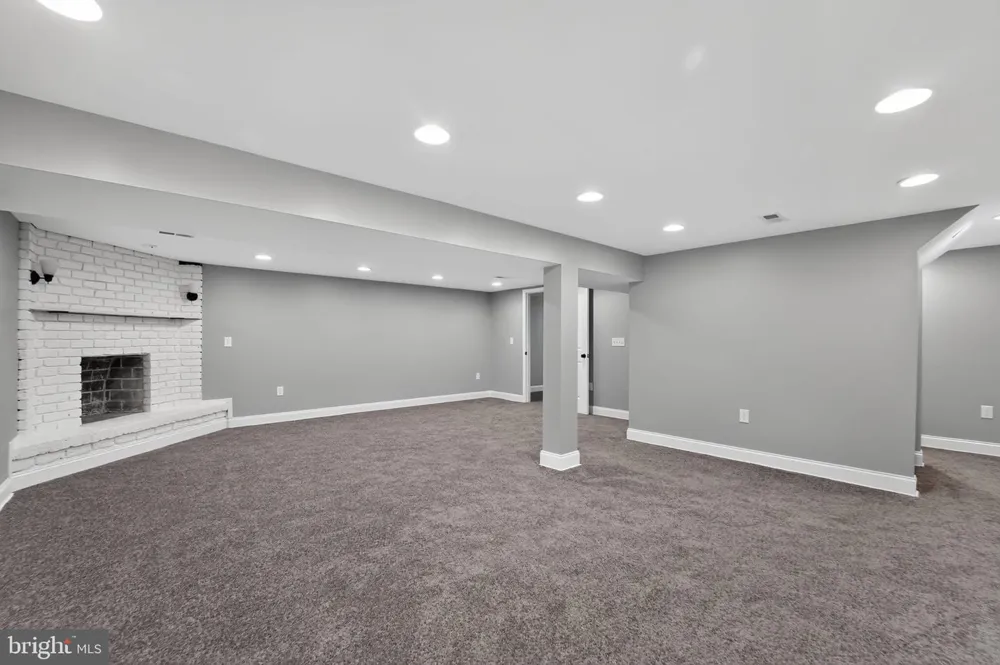 2003 HILLSIDE DRIVE Baltimore, MD 21207