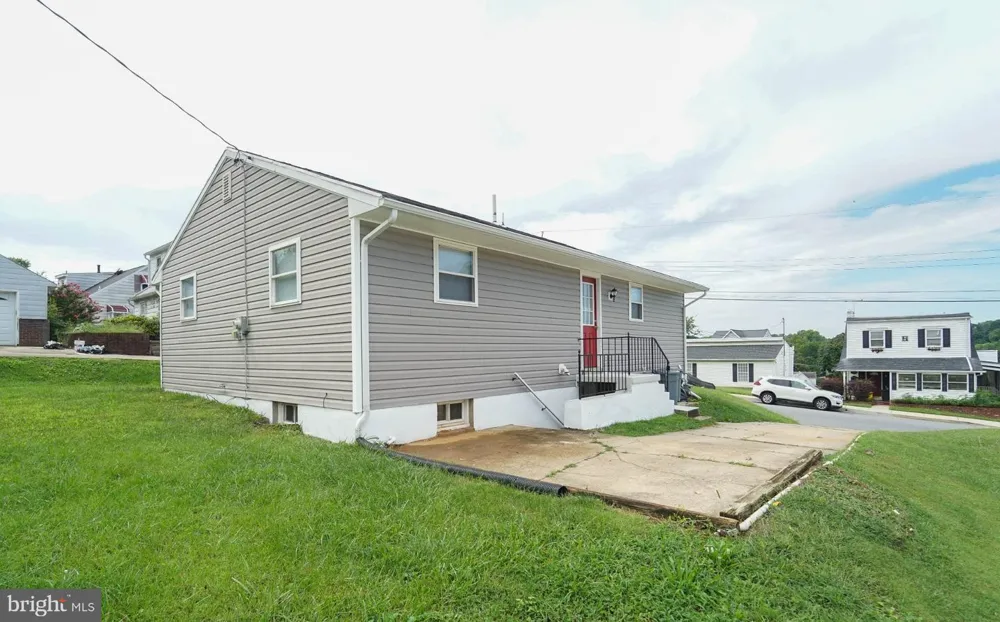 2003 HILLSIDE DRIVE Baltimore, MD 21207