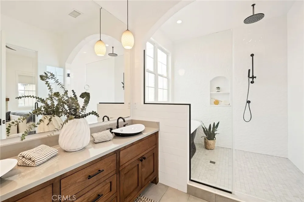 1919 Gates Avenue #B Redondo Beach, CA 90278