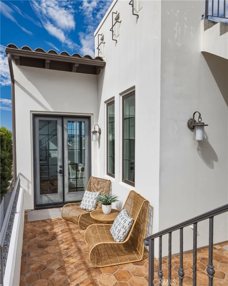 1919 Gates Avenue #B Redondo Beach, CA 90278