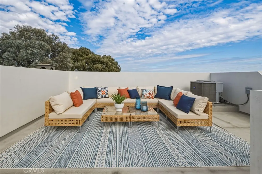 1919 Gates Avenue #B Redondo Beach, CA 90278