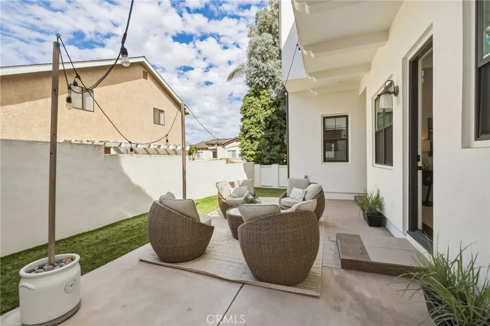 1919 Gates Avenue #B Redondo Beach, CA 90278