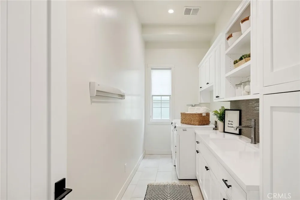 1919 Gates Avenue #B Redondo Beach, CA 90278