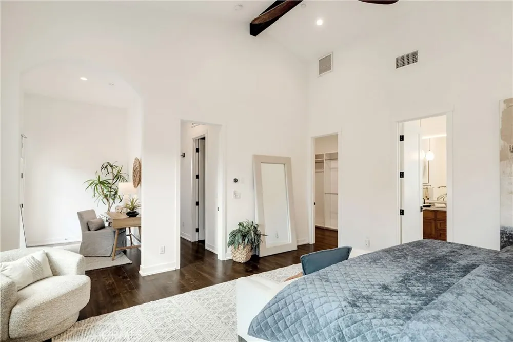 1919 Gates Avenue #B Redondo Beach, CA 90278