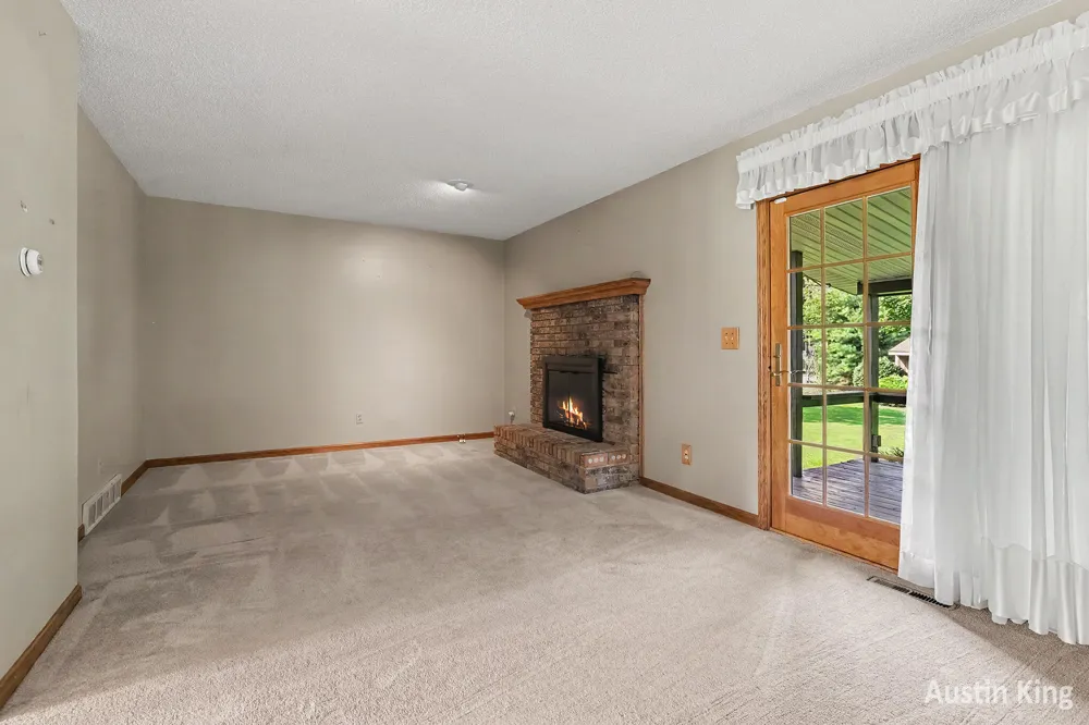 411 4th Street Cedar Springs, MI 49319